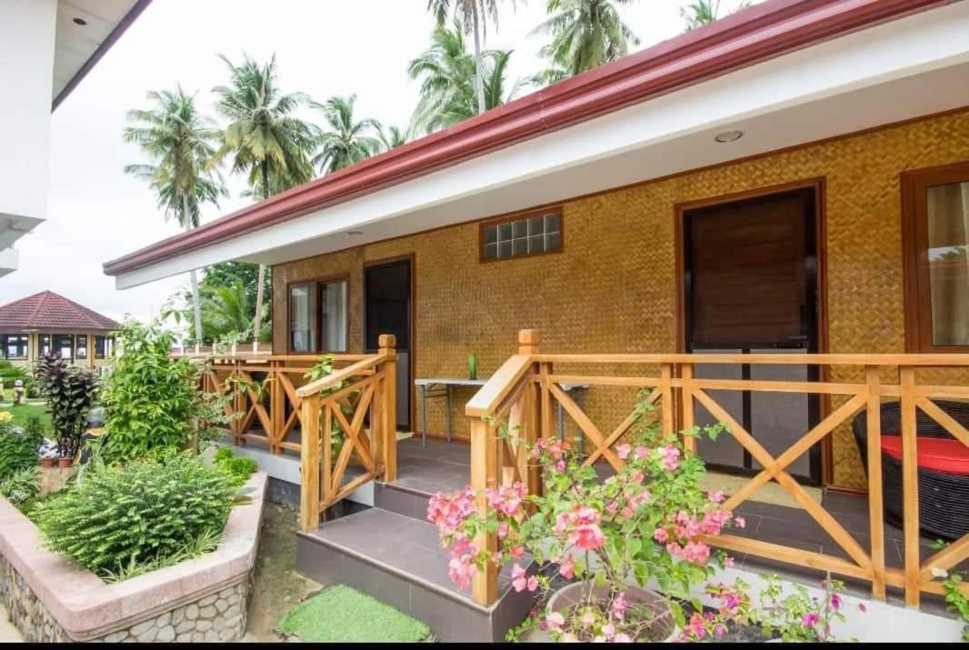 Foxy'S Beach Resort Сан Висенте Екстериор снимка
