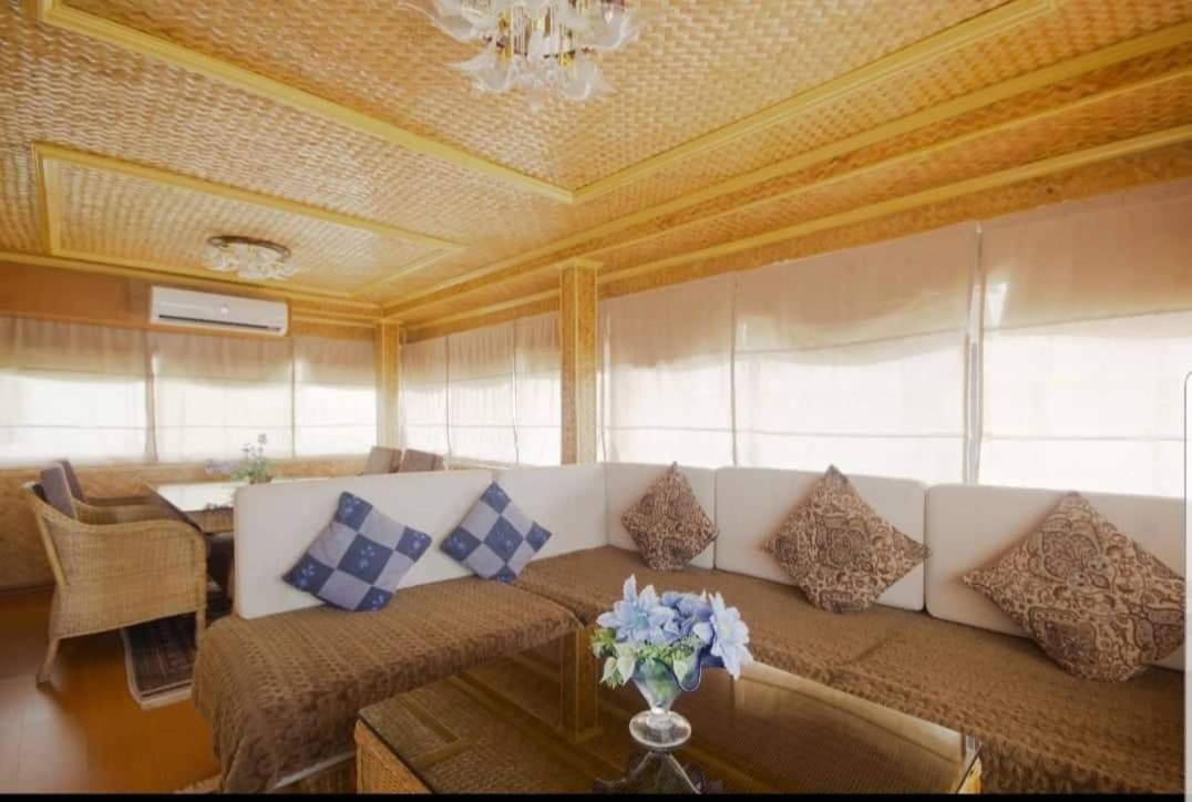 Foxy'S Beach Resort Сан Висенте Екстериор снимка