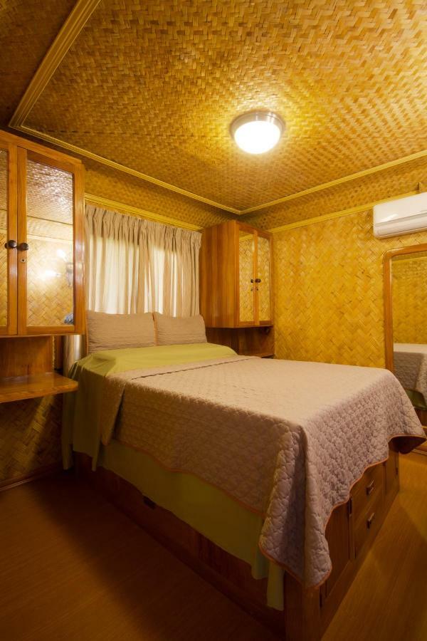 Foxy'S Beach Resort Сан Висенте Екстериор снимка