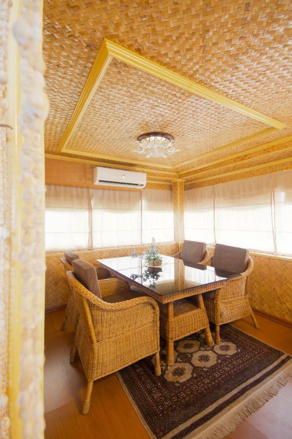 Foxy'S Beach Resort Сан Висенте Екстериор снимка